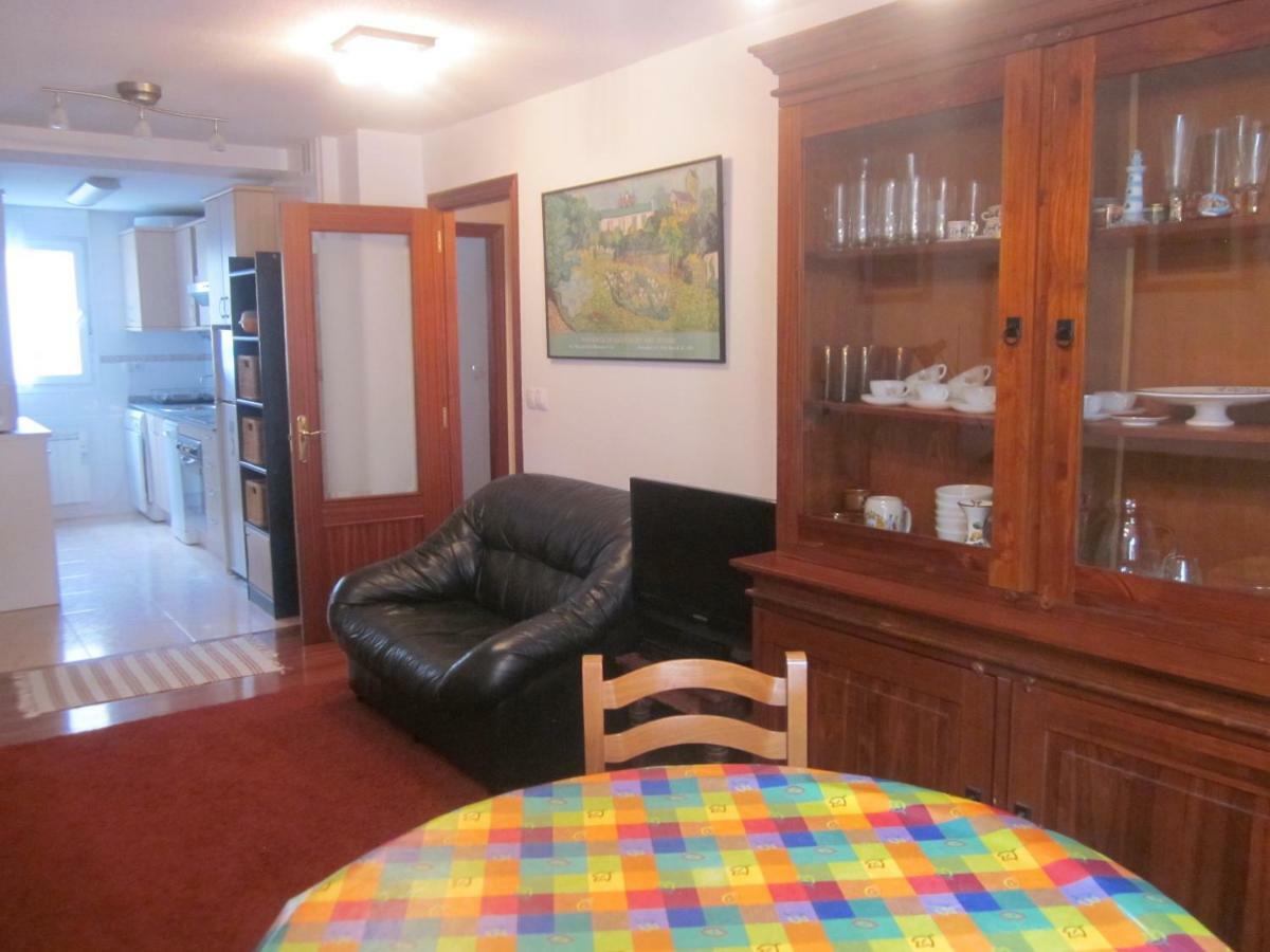 Ea Playa Montana45'Guggemhein A 200M Andando Playa Y Del Centro Pueblo Apartment Ea Luaran gambar